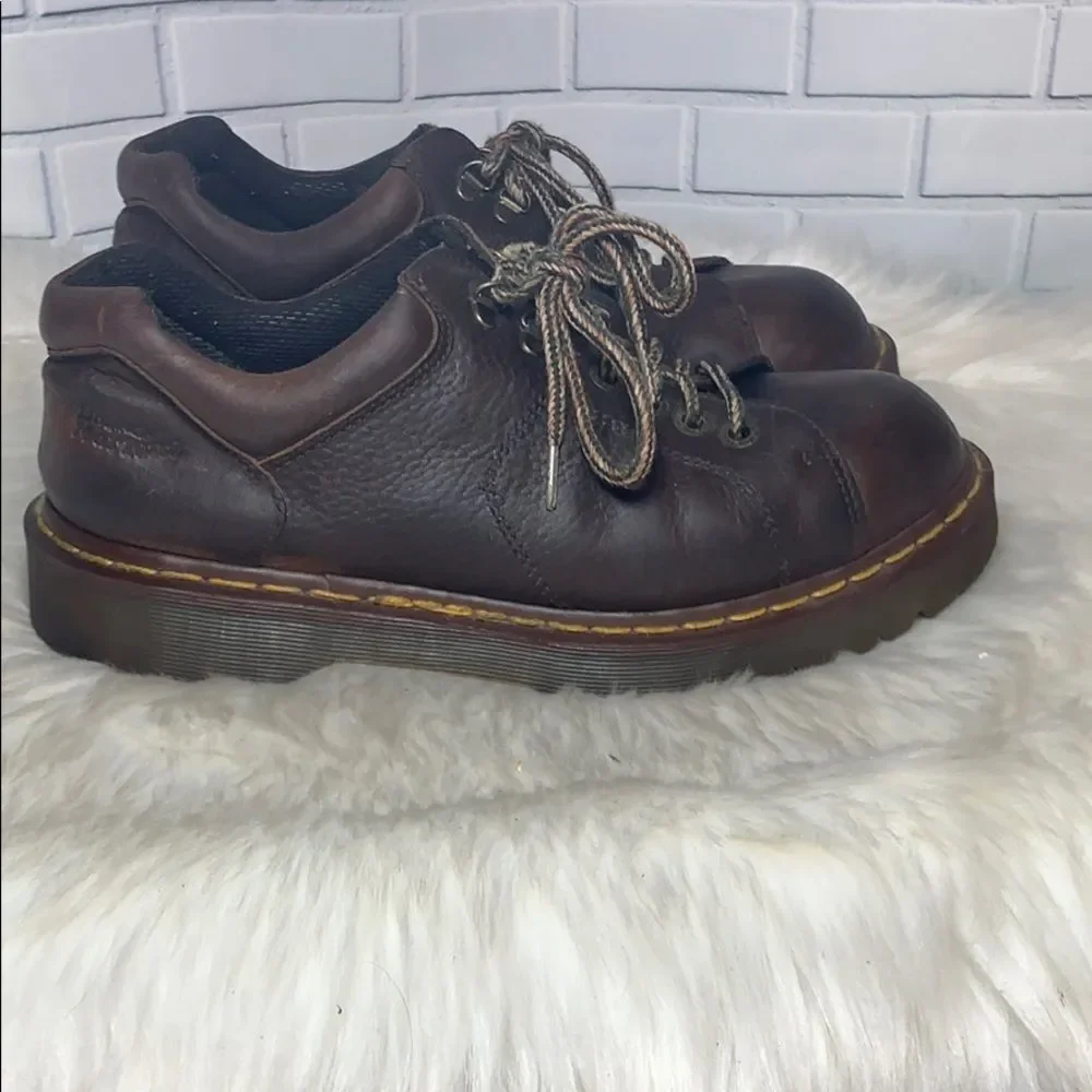 Dr. Martens‎ Brown Oxfords UK Sz 9